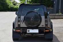 2022 Land Rover Defender 110 X Urban Widetrack 