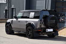 2022 Land Rover Defender 110 X Urban Widetrack 