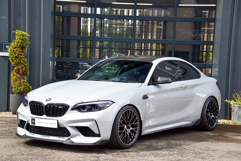 (F87) M2 Competition DCT