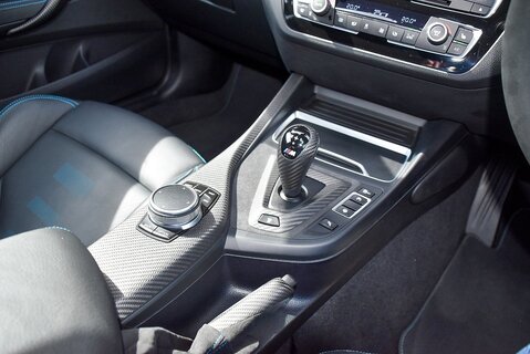 (F87) M2 Competition DCT