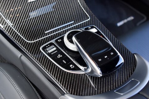 C63 S AMG Night Edition Premium Plus