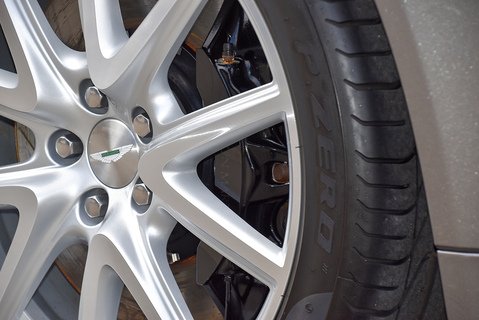 V8 Vantage 4.7 Coupe Manual