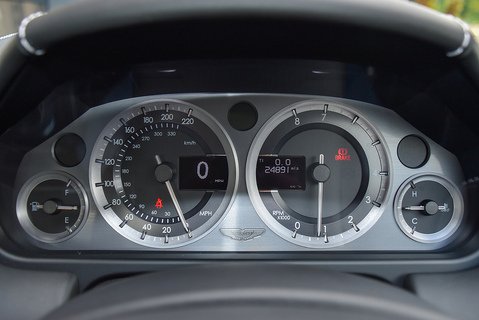 V8 Vantage 4.7 Coupe Manual