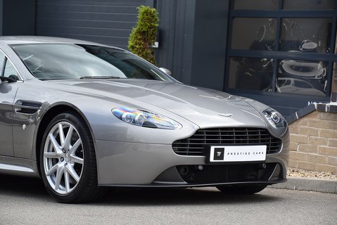 V8 Vantage 4.7 Coupe Manual