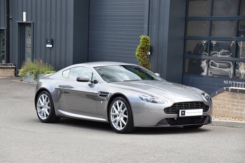 V8 Vantage 4.7 Coupe Manual
