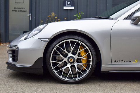 911 (991.1) Turbo S Coupe 3.8 PDK