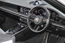 2019 Porsche 911 (992.1) Carrera Cabriolet PDK 