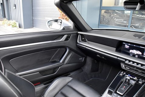 911 (992.1) Carrera Cabriolet PDK