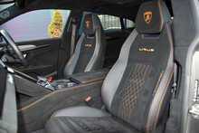 2023 Lamborghini Urus Performante 