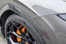 2023 Lamborghini Urus Performante 