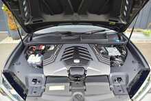 2023 Lamborghini Urus Performante 