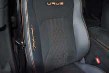 2023 Lamborghini Urus Performante 