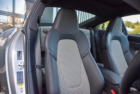 911 (992.1) Carrera 4 Coupe 3.0 PDK