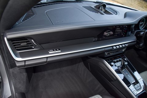 911 (992.1) Carrera 4 Coupe 3.0 PDK