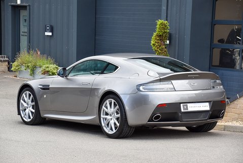 V8 Vantage 4.7 Coupe Manual