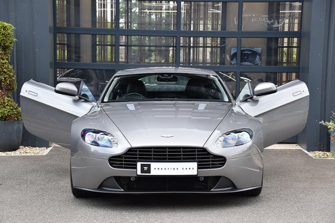V8 Vantage 4.7 Coupe Manual
