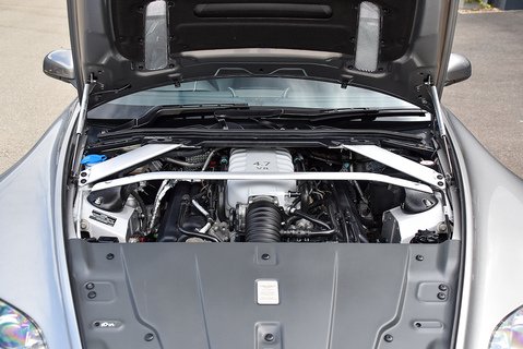 V8 Vantage 4.7 Coupe Manual