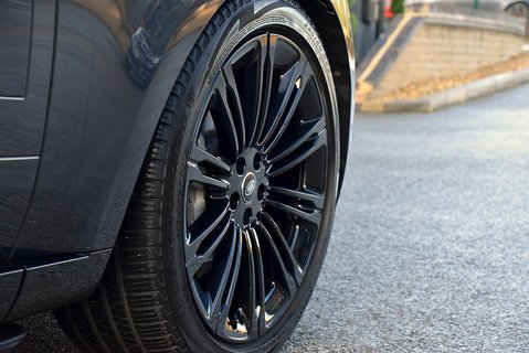 Range Rover 3.0 HSE D350 MHEV