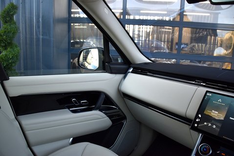 Range Rover 3.0 HSE D350 MHEV