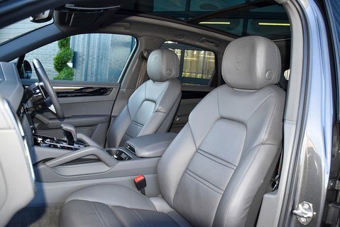 Cayenne 3.0 V6 E-Hybrid