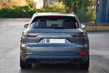 2020 Porsche Cayenne 3.0 V6 E-Hybrid 