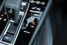 2020 Porsche Cayenne 3.0 V6 E-Hybrid 