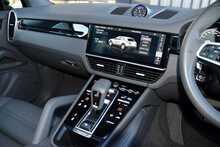 2020 Porsche Cayenne 3.0 V6 E-Hybrid 