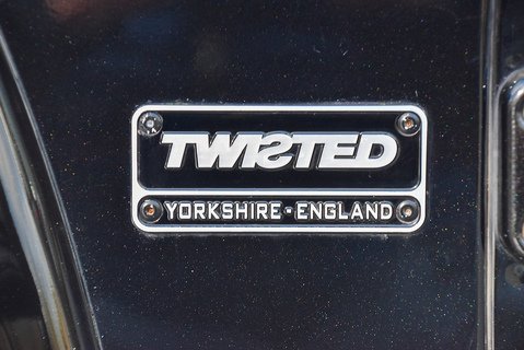 Defender 110 'Twisted T80' XS Utility (7 Seat)