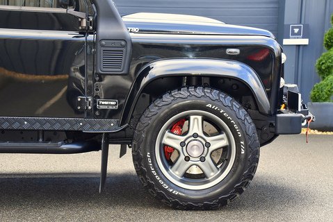 Defender 110 'Twisted T80' XS Utility (7 Seat)