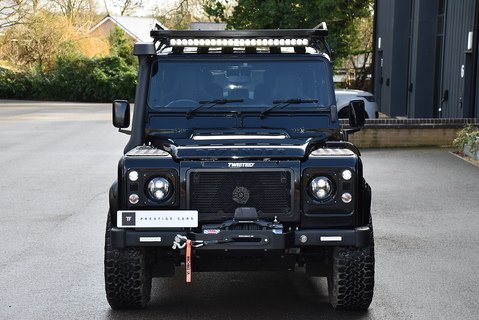 Defender 110 'Twisted T80' XS Utility (7 Seat)