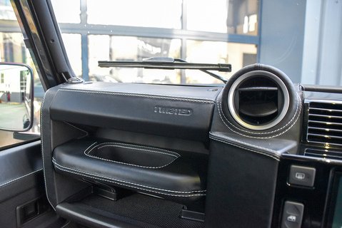 Defender 110 'Twisted T80' XS Utility (7 Seat)