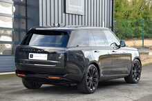 2022 Land Rover SE 3.0 D300 MHEV 