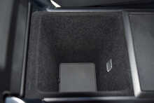 2022 Land Rover SE 3.0 D300 MHEV 