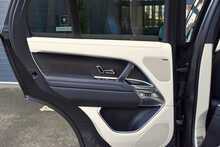 2022 Land Rover SE 3.0 D300 MHEV 