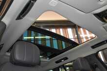 2022 Land Rover SE 3.0 D300 MHEV 