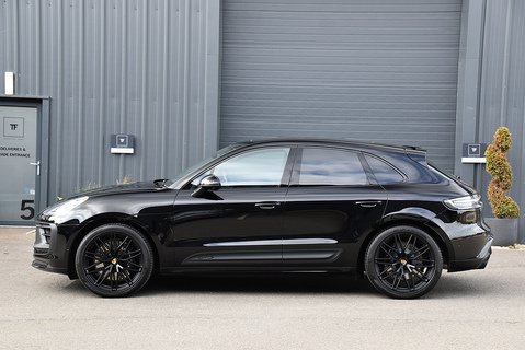 Macan GTS