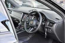 2023 Porsche Macan GTS 