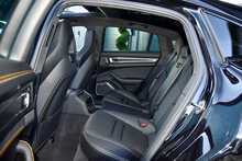 2023 Porsche Panamera V8 Turbo S 