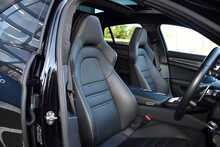 2023 Porsche Panamera V8 Turbo S 