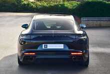 2023 Porsche Panamera V8 Turbo S 
