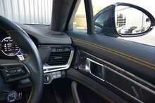 2023 Porsche Panamera V8 Turbo S 