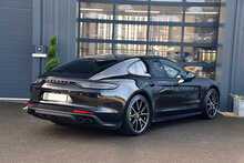 2023 Porsche Panamera V8 Turbo S 