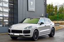 2023 Porsche Cayenne Coupe Platinum Edition 