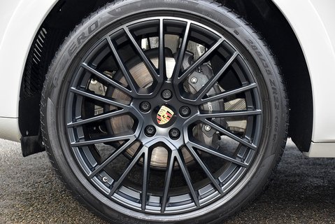 Cayenne Coupe Platinum Edition