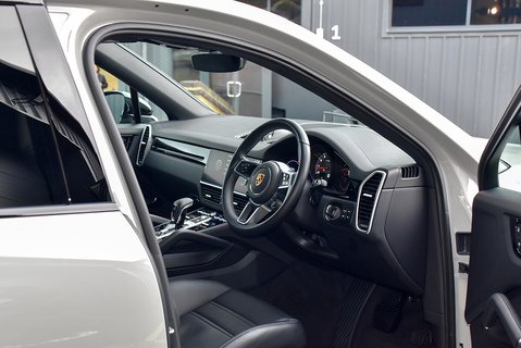 Cayenne Coupe Platinum Edition