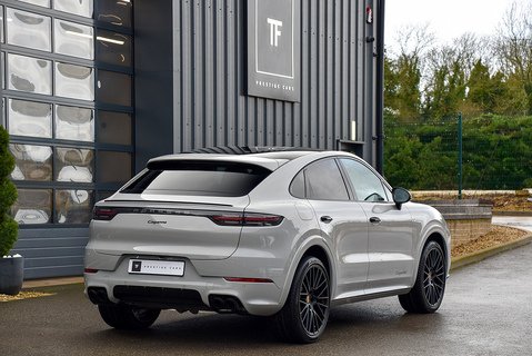 Cayenne Coupe Platinum Edition