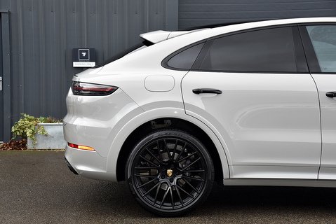 Cayenne Coupe Platinum Edition