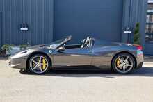 2013 Ferrari 458 Spider (Factory Atelier) 