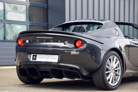 Elise Sport 220