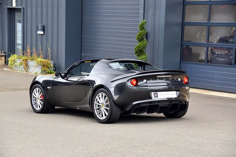 Elise Sport 220